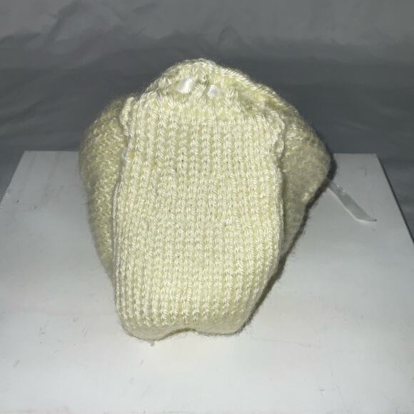 NEW HANDMADE CREAM WHITE KNITTED BABY NEWBORN BONNET CAP WITH RIBBON TIE - Picture 7 of 13